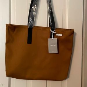 Everlane nwt brown bag black handles brand new